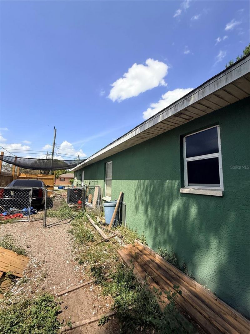 1104 67th Avenue W, Bradenton, FL 34207 Photo