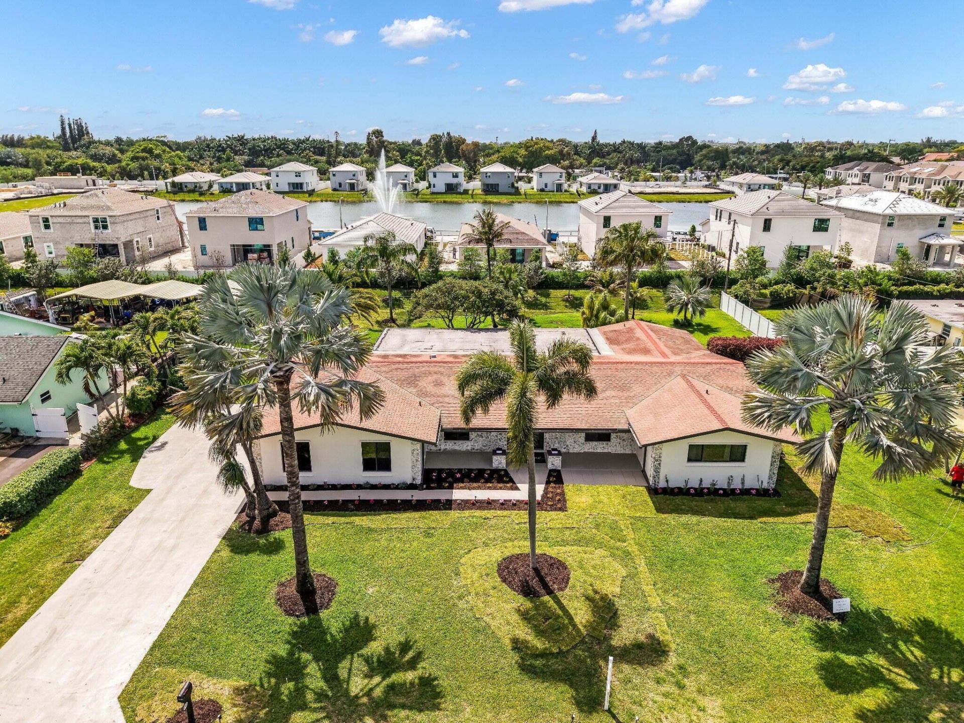 4761 SW 72nd Avenue, Davie, FL 33314 Photo