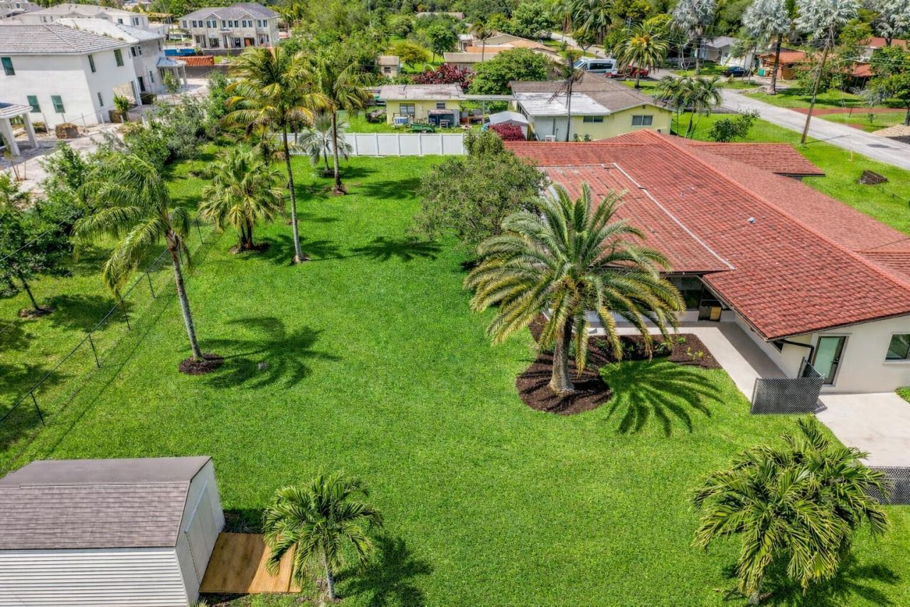 4761 SW 72nd Avenue, Davie, FL 33314 Photo