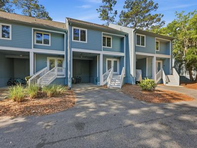 486 Sea Cloud Circle, Edisto Island, SC 29438
