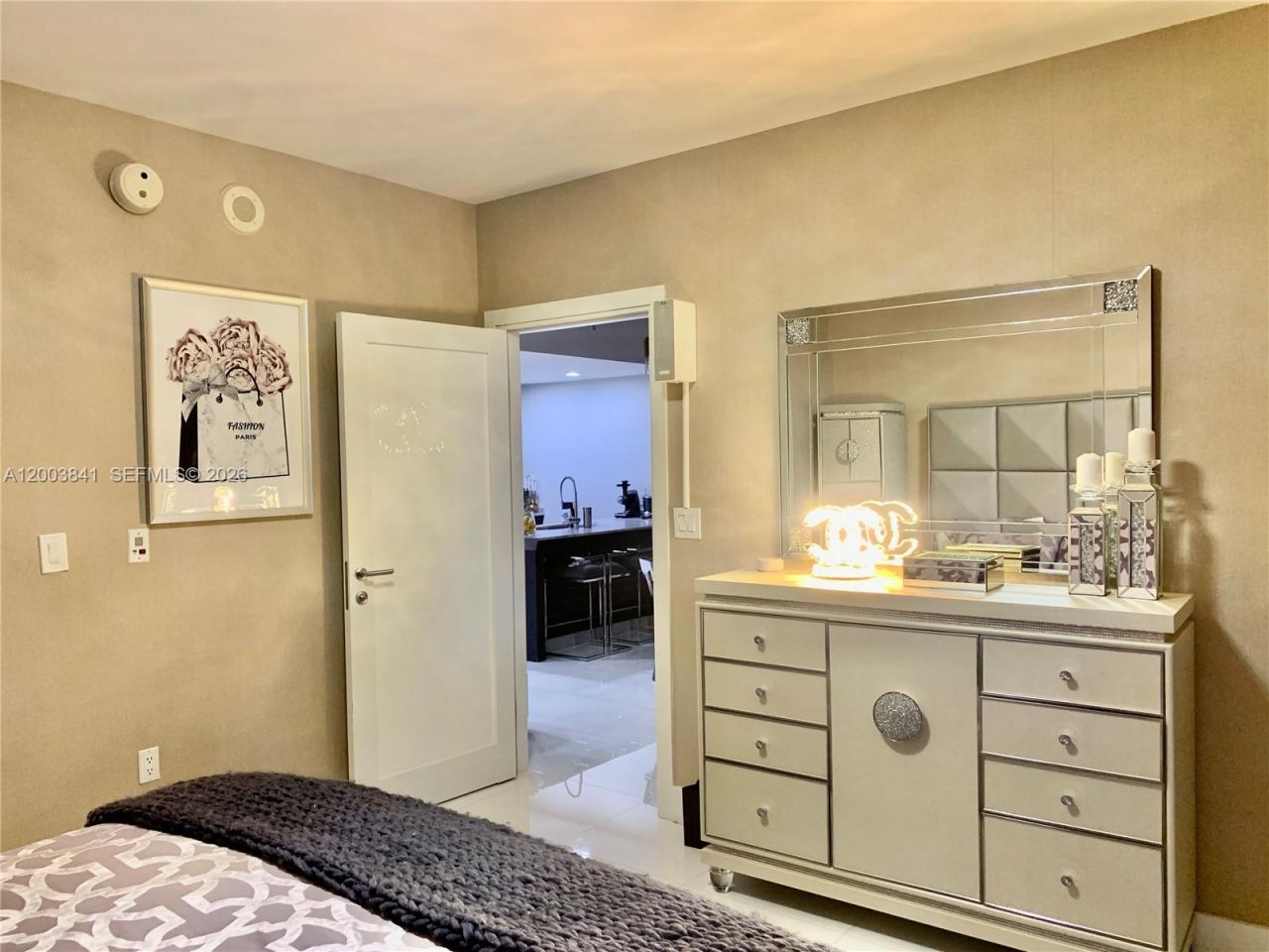 200 Biscayne Boulevard Way , Unit 4011, Miami, FL 33131 Photo