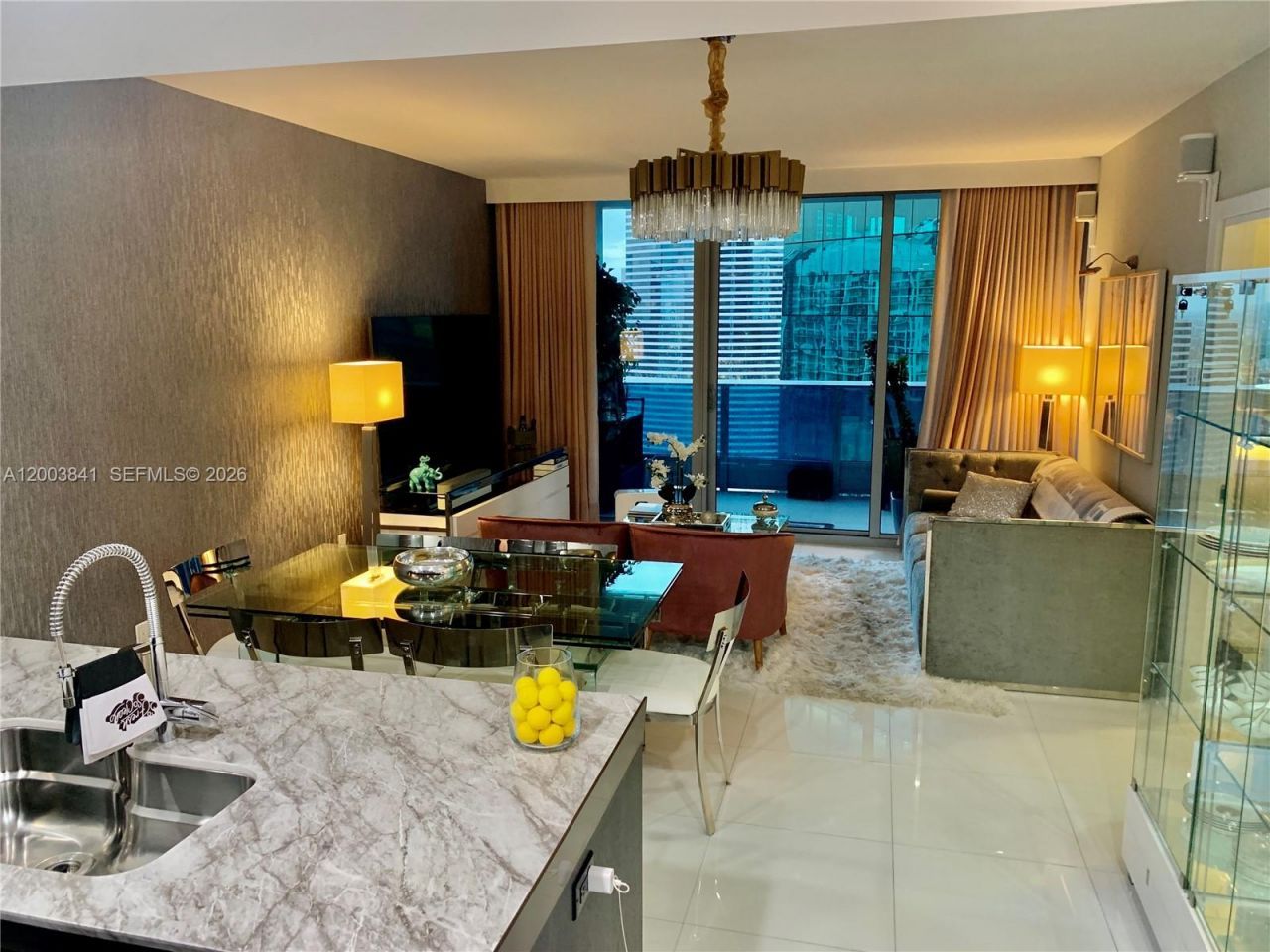 200 Biscayne Boulevard Way , Unit 4011, Miami, FL 33131 Photo
