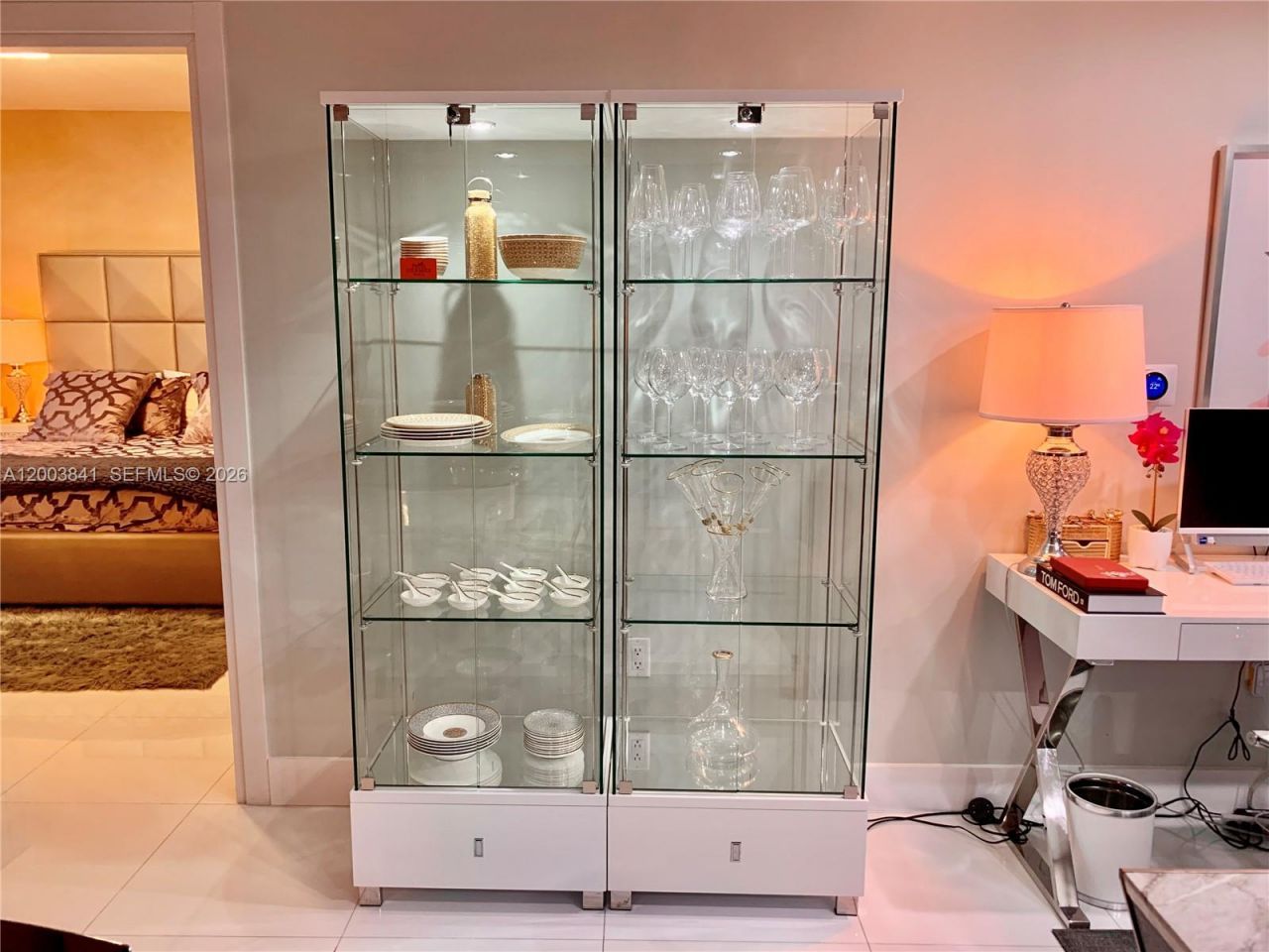 200 Biscayne Boulevard Way , Unit 4011, Miami, FL 33131 Photo