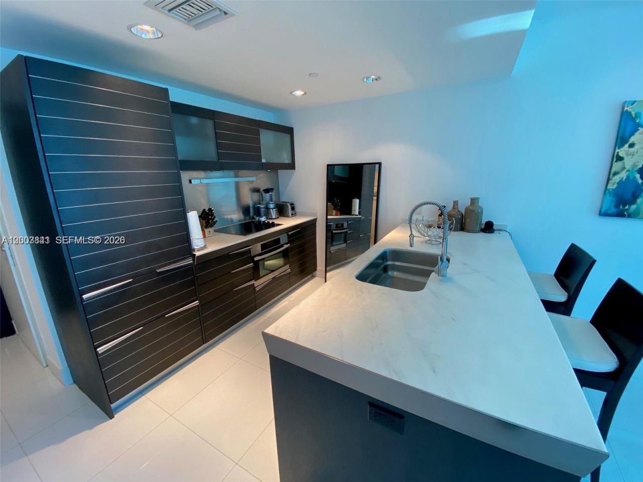 200 Biscayne Boulevard Way, Unit 4011, Miami, FL 33131 Photo