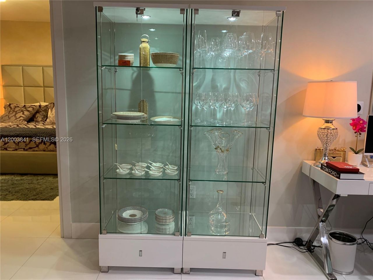 200 Biscayne Boulevard Way , Unit 4011, Miami, FL 33131 Photo