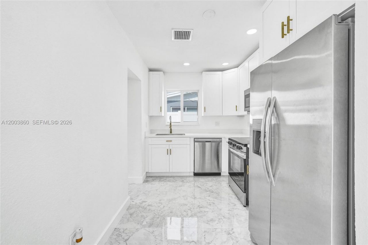 6442 Oak St, Hollywood, FL 33024 Photo