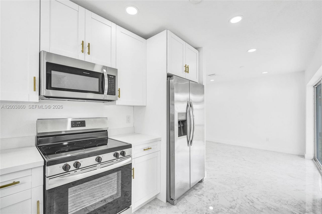 6442 Oak St, Hollywood, FL 33024 Photo