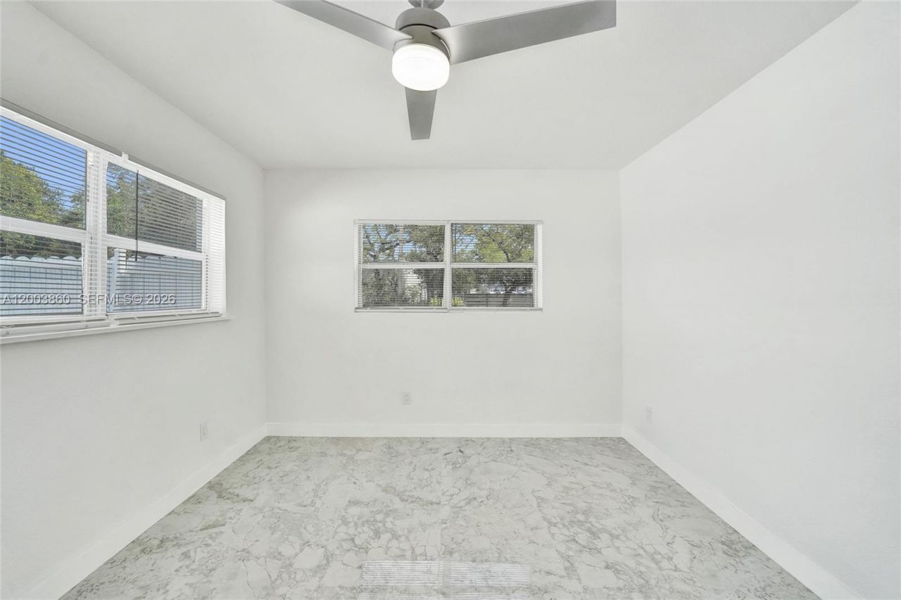6442 Oak St, Hollywood, FL 33024 Photo