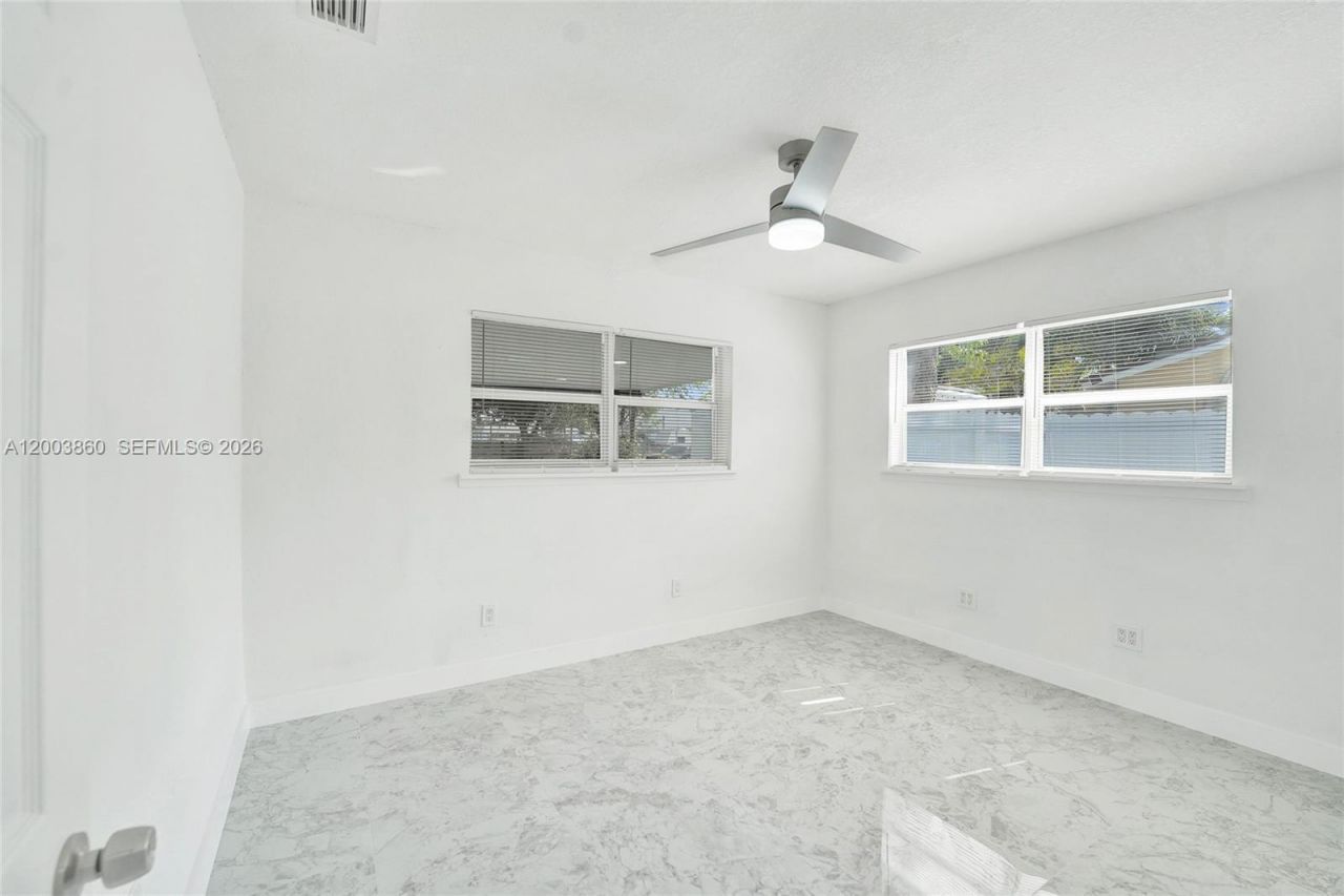 6442 Oak St, Hollywood, FL 33024 Photo