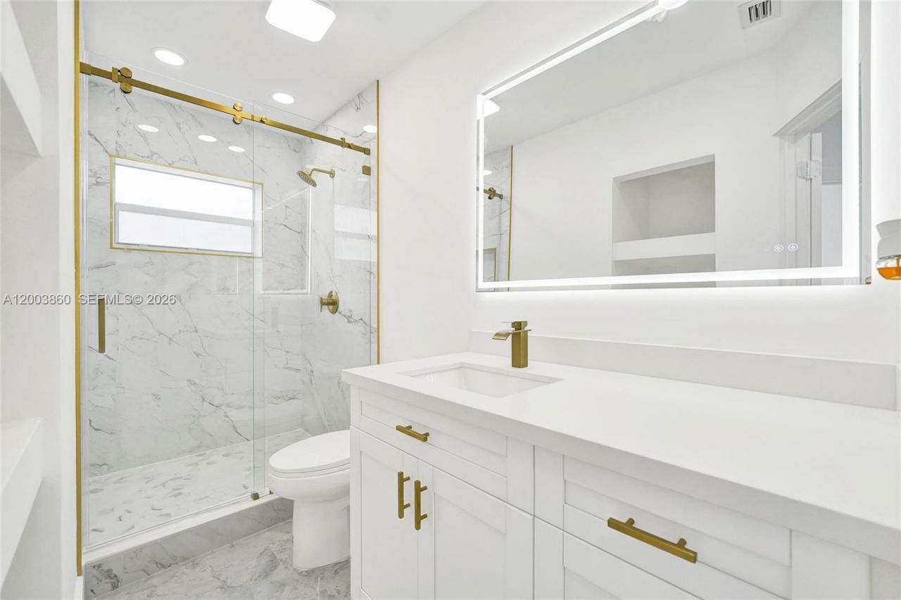 6442 Oak St, Hollywood, FL 33024 Photo