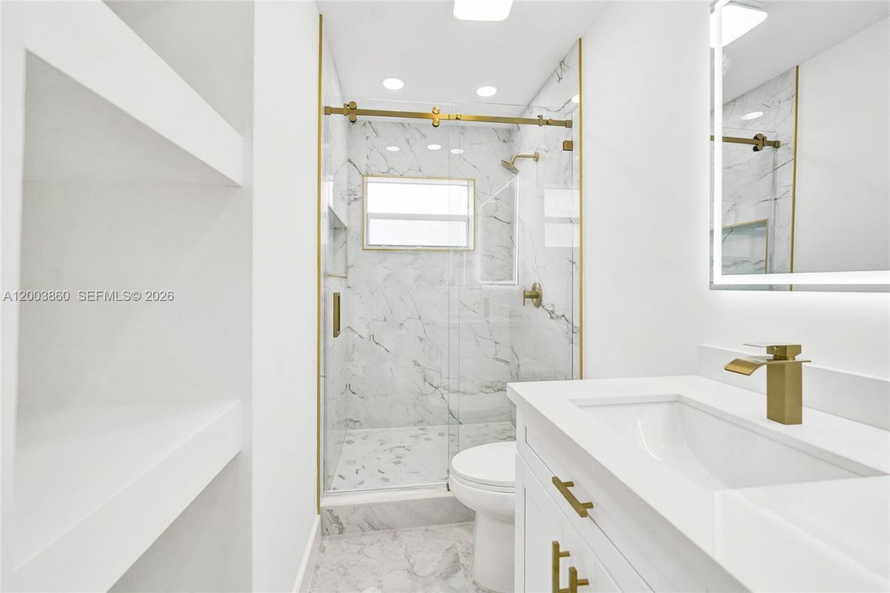 6442 Oak St, Hollywood, FL 33024 Photo