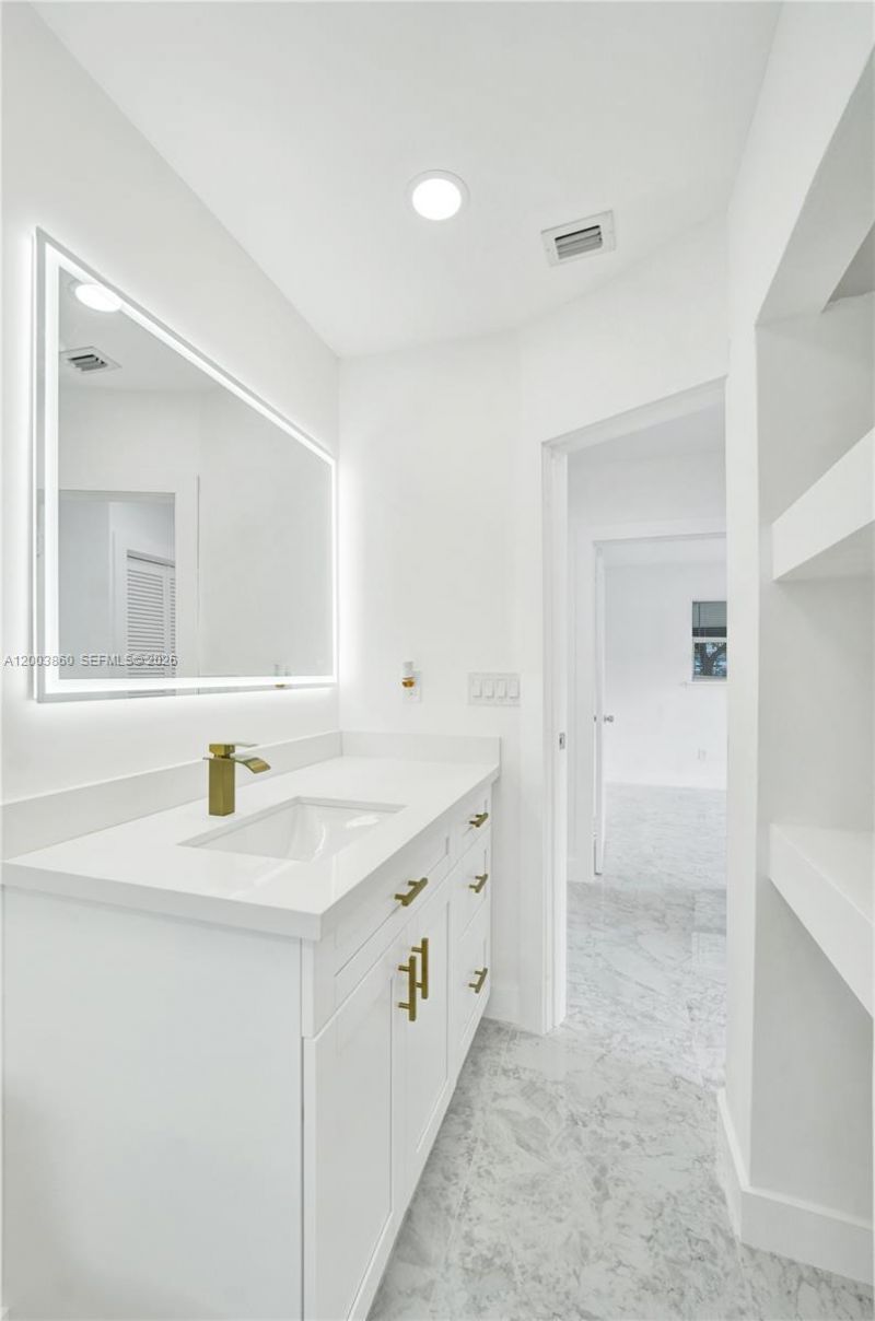 6442 Oak St, Hollywood, FL 33024 Photo