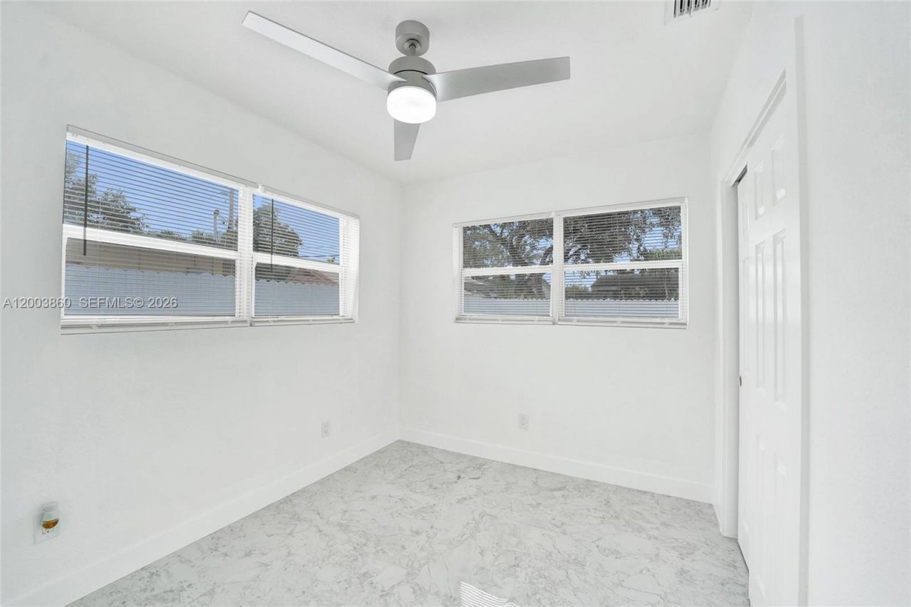 6442 Oak St, Hollywood, FL 33024 Photo