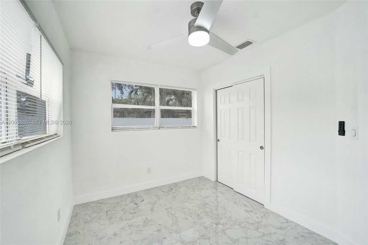 6442 Oak St, Hollywood, FL 33024 Photo