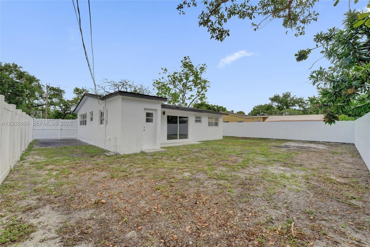 6442 Oak St, Hollywood, FL 33024 Photo