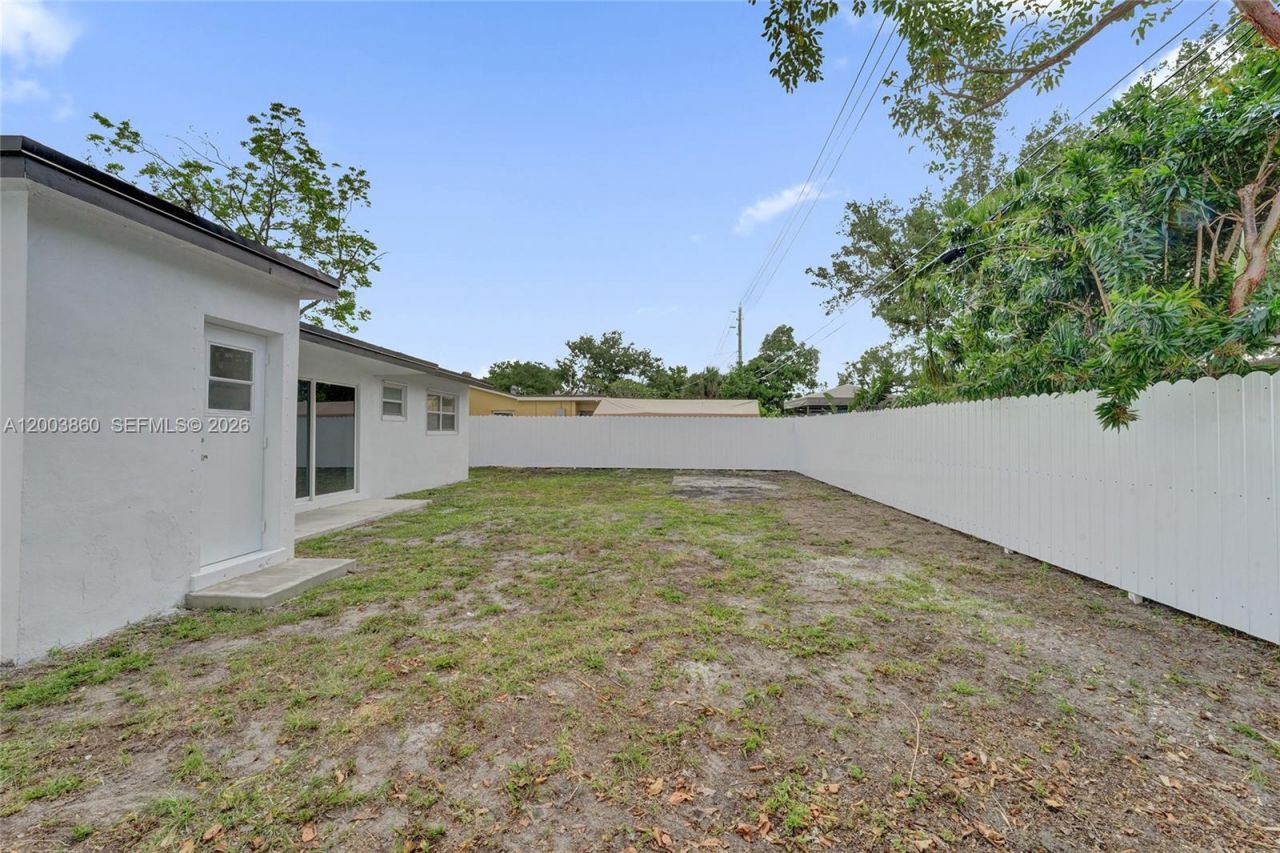 6442 Oak St, Hollywood, FL 33024 Photo