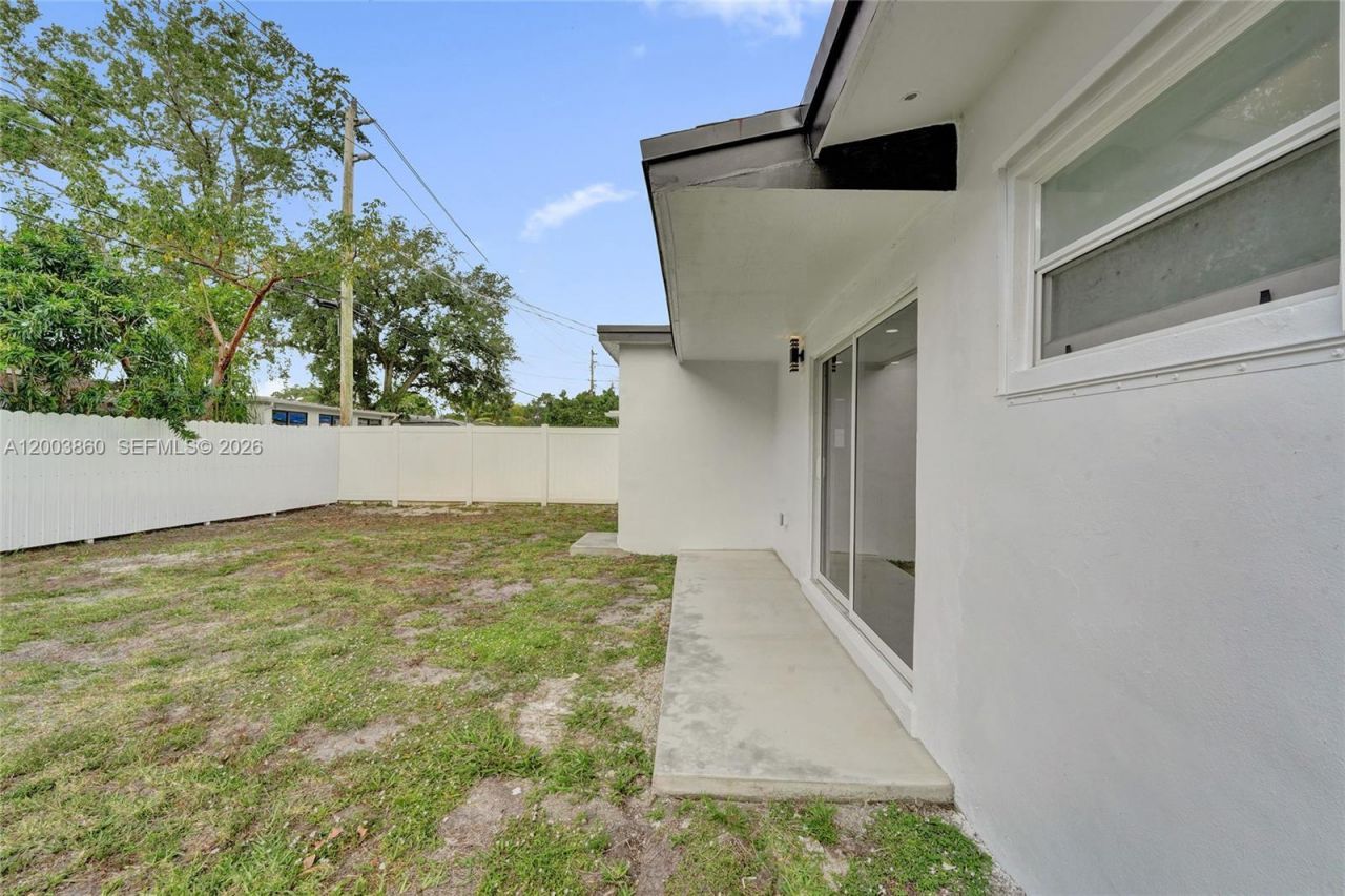6442 Oak St, Hollywood, FL 33024 Photo