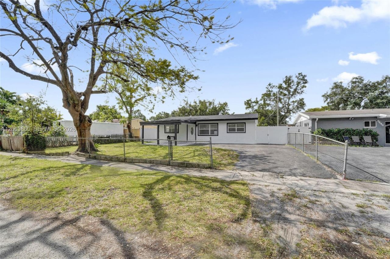 6442 Oak St, Hollywood, FL 33024 Photo