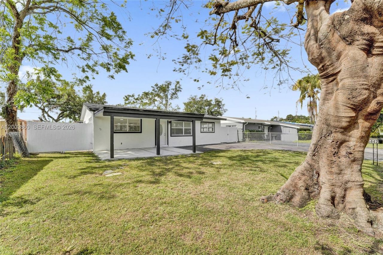 6442 Oak St, Hollywood, FL 33024 Photo