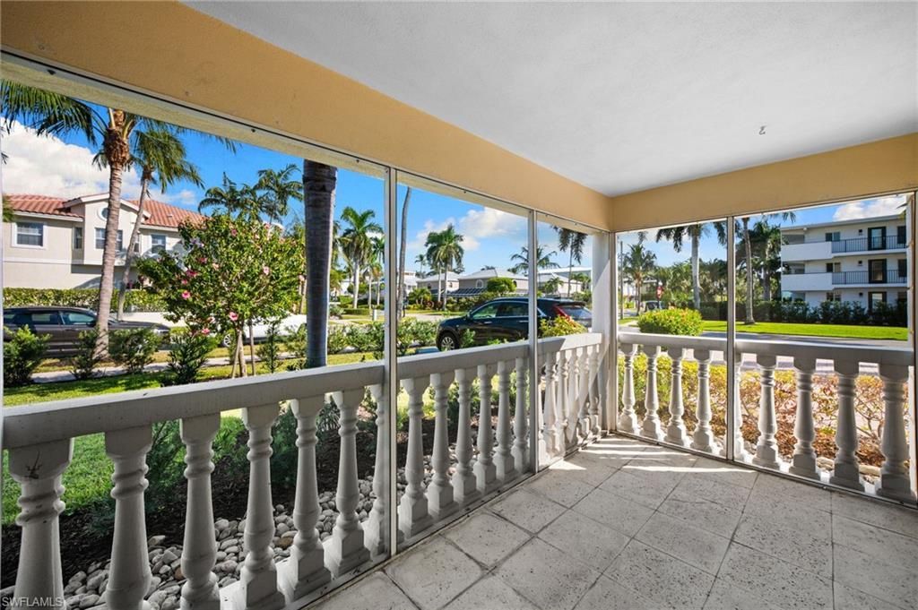 666 3rd St S, Unit 106, Naples, FL 34102 Photo