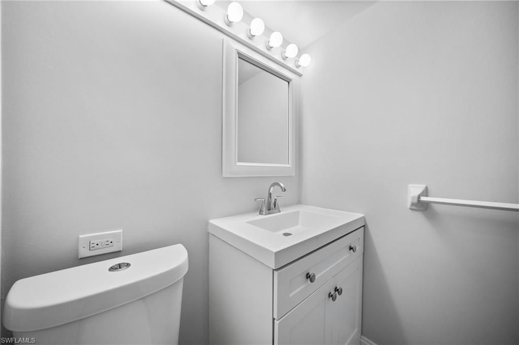 666 3rd St S, Unit 106, Naples, FL 34102 Photo
