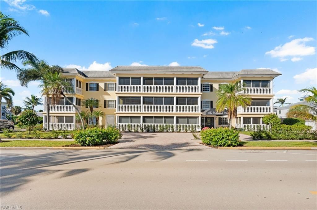 666 3rd St S, Unit 106, Naples, FL 34102 Photo