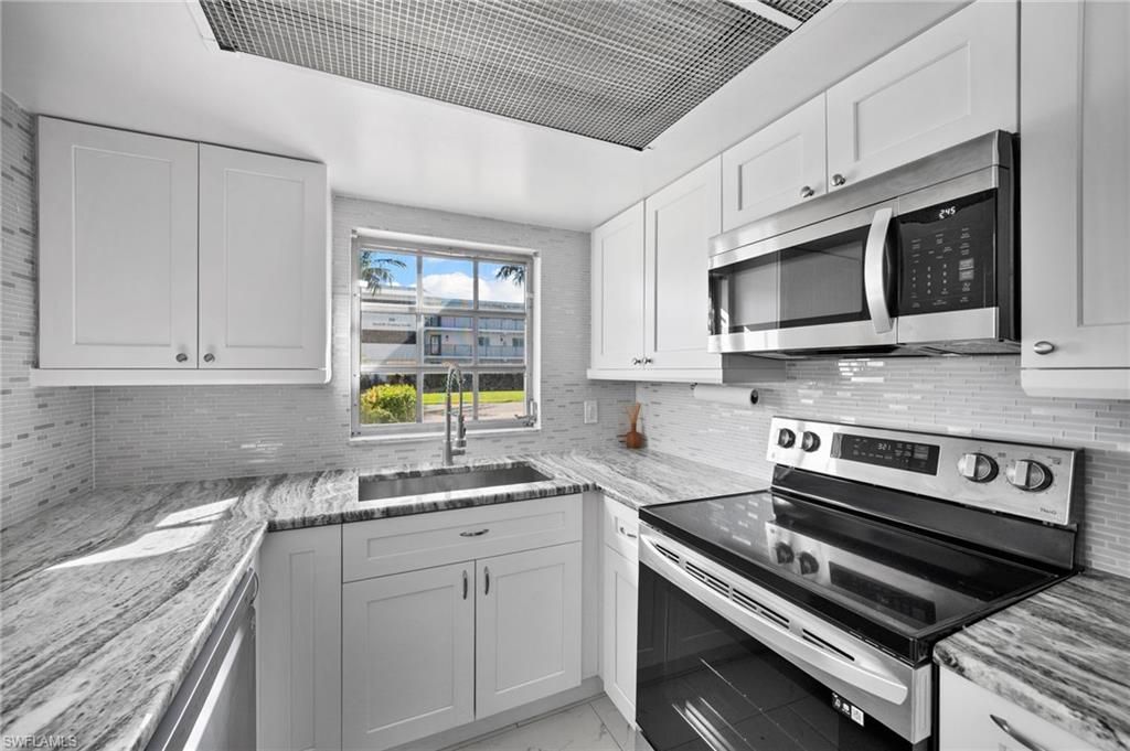 666 3rd St S, Unit 106, Naples, FL 34102 Photo