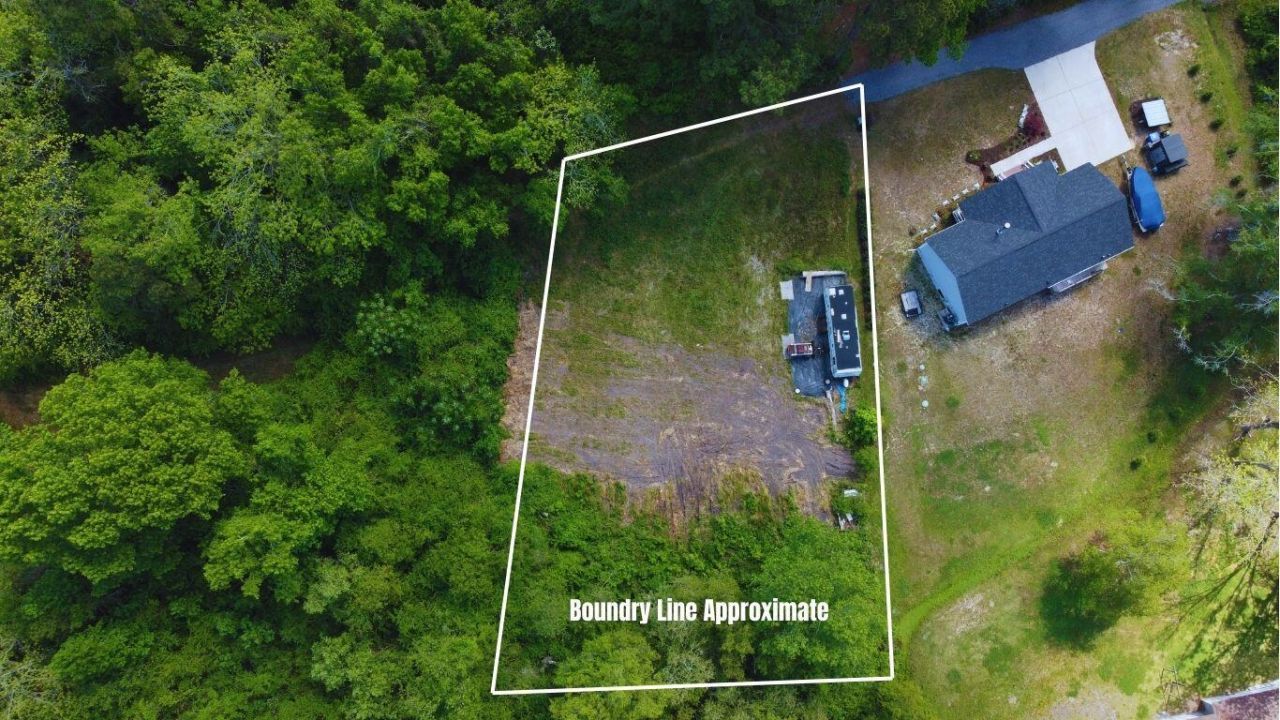 3249 Ben Watson Court Photo 11