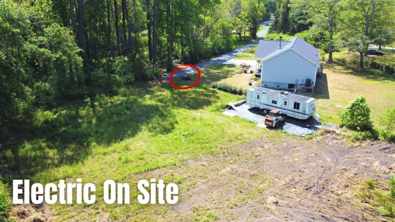 3249 Ben Watson Court Photo 4