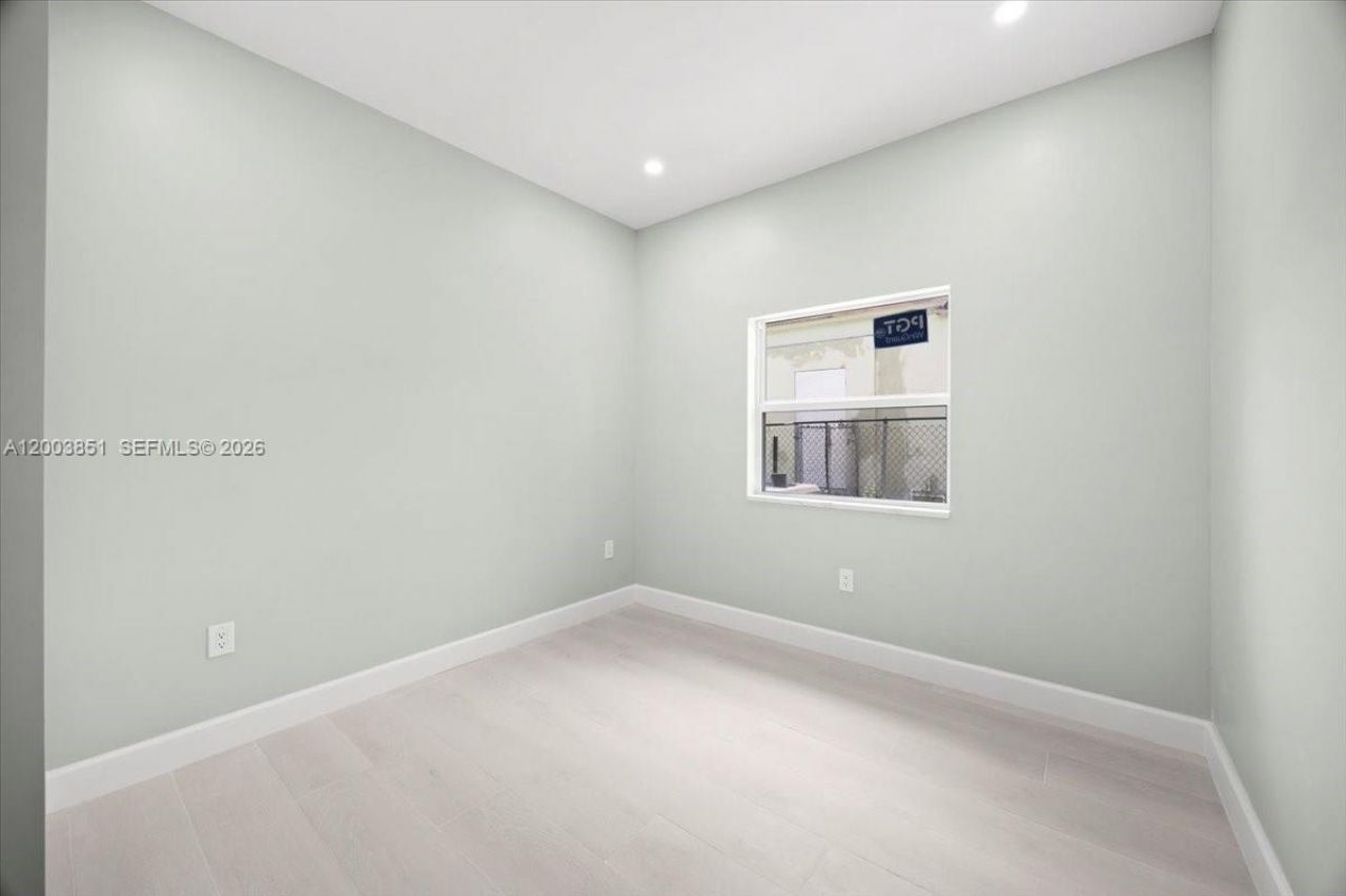 930 34th St , West Palm Beach, FL 33407 Photo