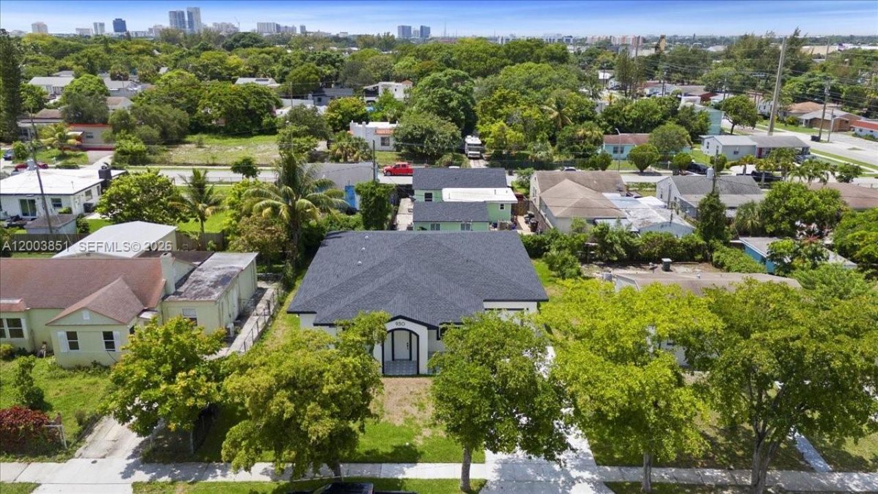 930 34th St , West Palm Beach, FL 33407 Photo