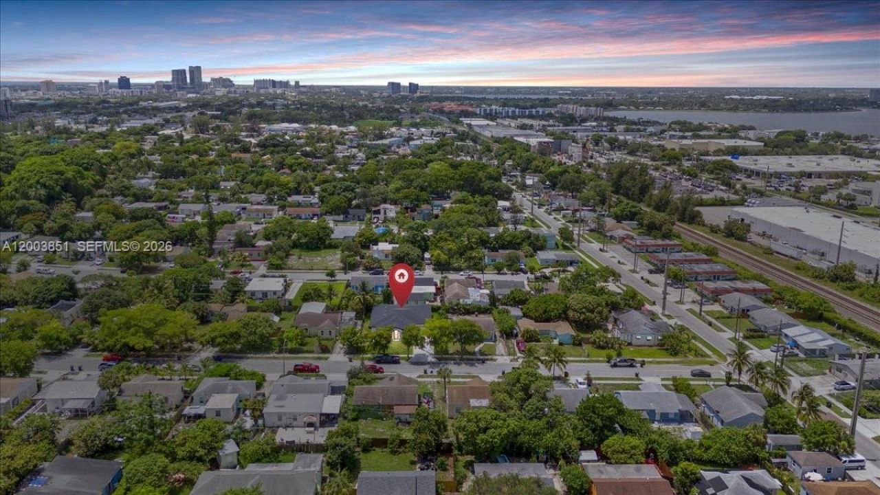 930 34th St , West Palm Beach, FL 33407 Photo