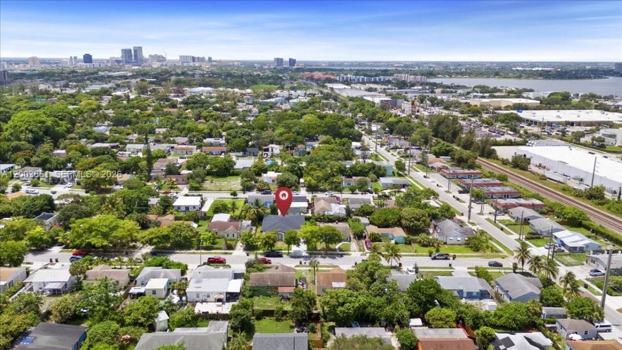 930 34th St , West Palm Beach, FL 33407 Photo