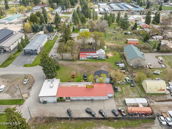 256 W Dakota Ave, Hayden, ID 83835