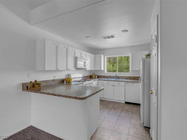 353 Amber Pine Street , Unit 203, Las Vegas, NV 89144