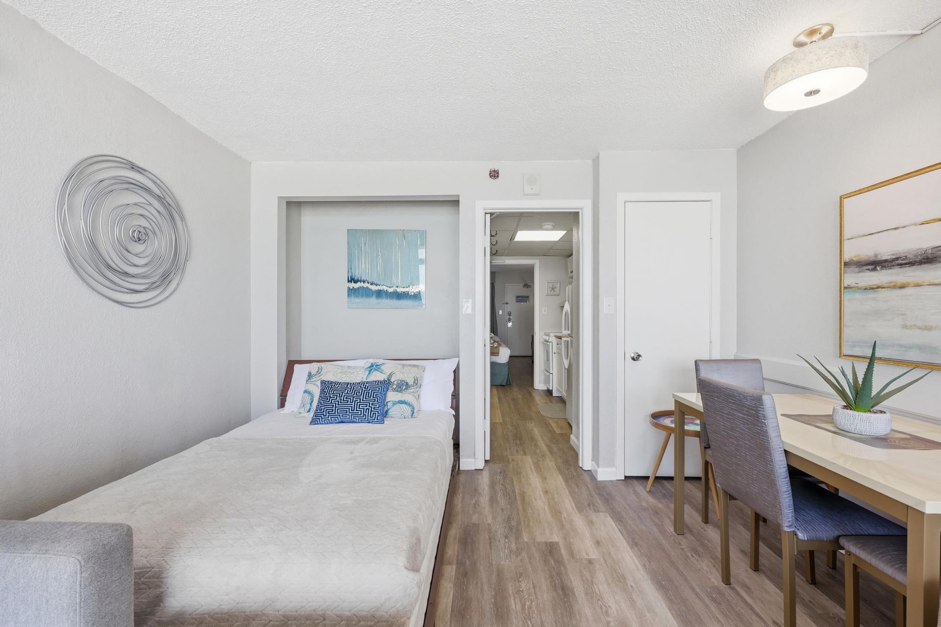 2207 S Ocean Blvd.  Photo 10