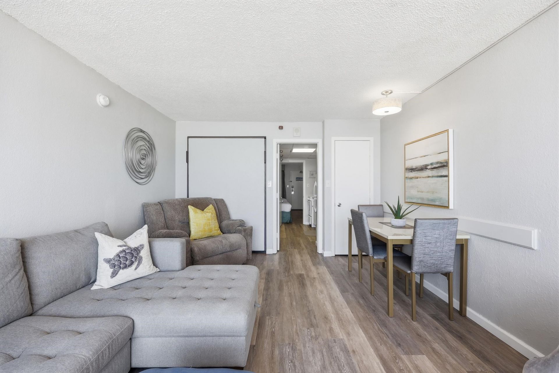 2207 S Ocean Blvd.  Photo 8