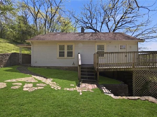 110 Liberty Street, Excelsior Springs, MO 64024