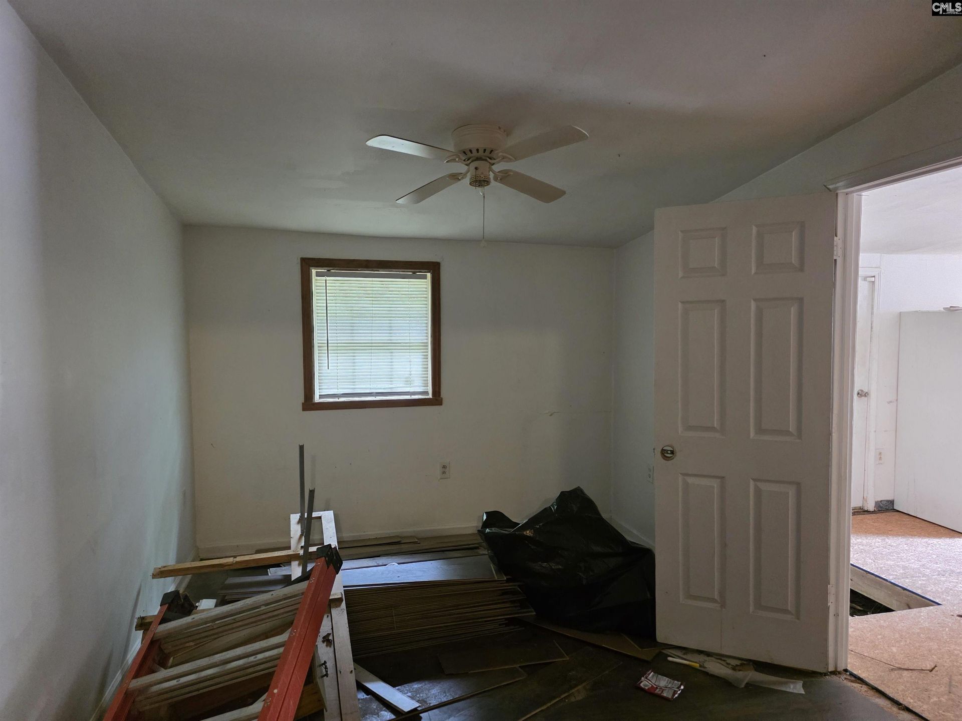 401 Clarendon Street  Photo 23