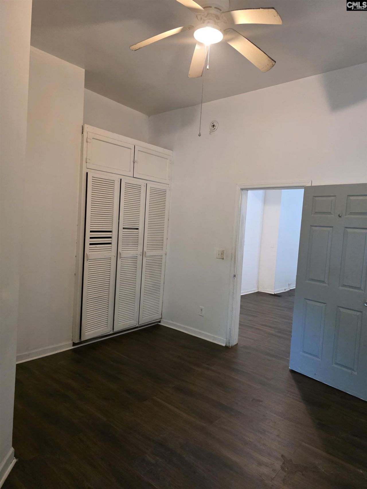 401 Clarendon Street  Photo 4