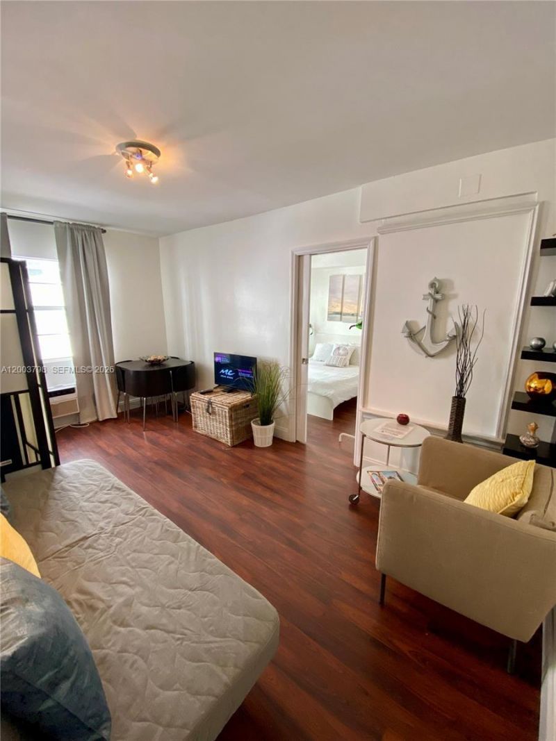 335 Ocean Dr, Unit 228, Miami Beach, FL 33139 Photo