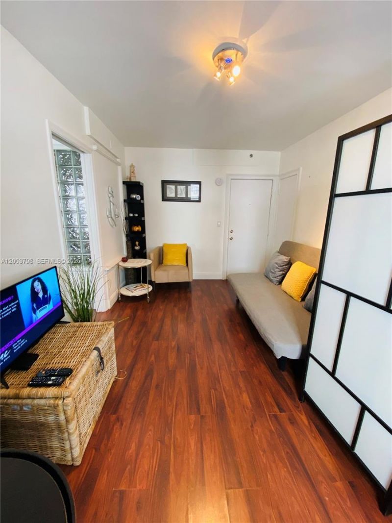 335 Ocean Dr, Unit 228, Miami Beach, FL 33139 Photo