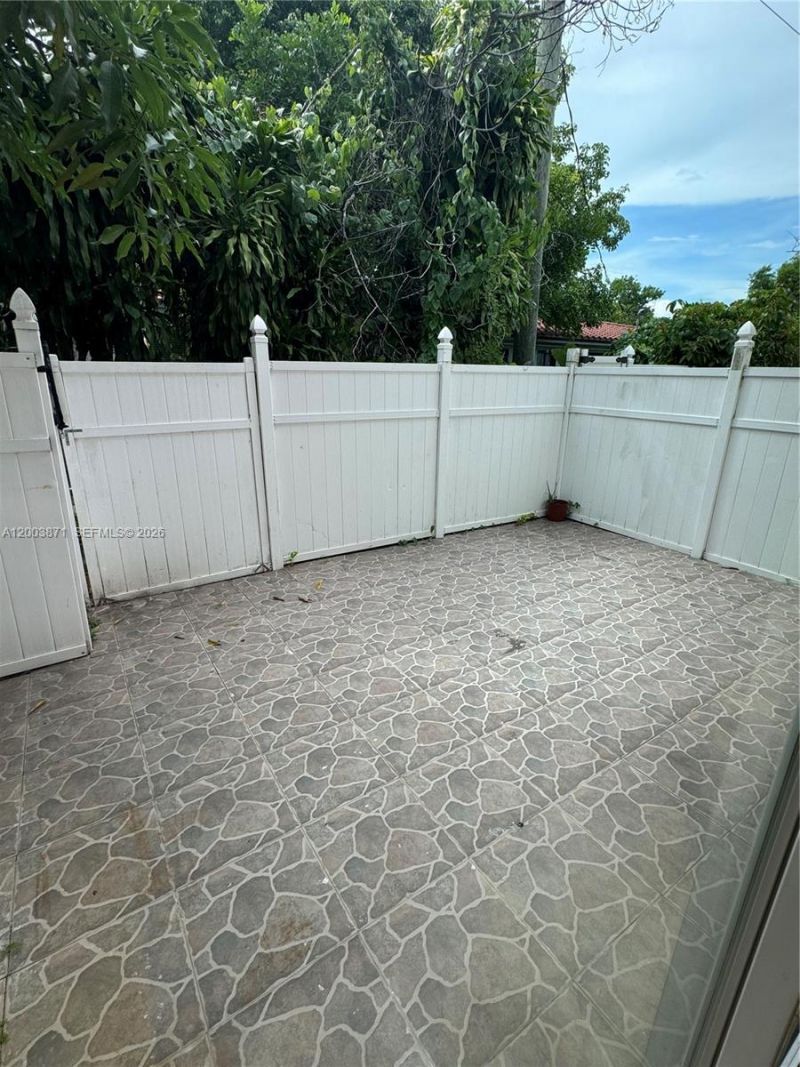 3920 Woodside Dr, Unit 2, Coral Springs, FL 33065 Photo