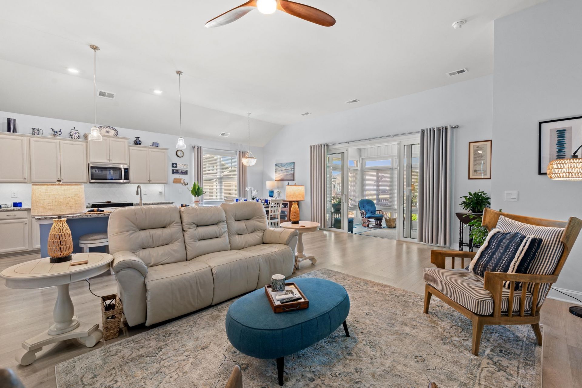 3111 Sutherland Dr.  Photo 7