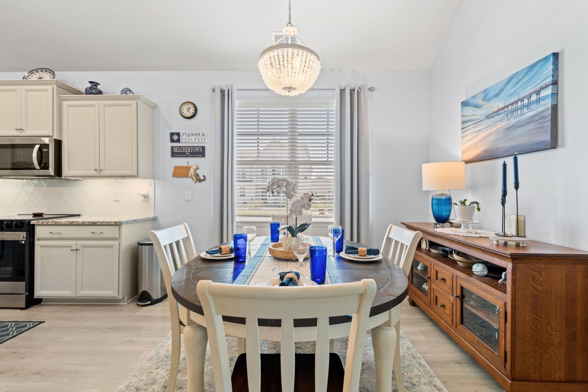 3111 Sutherland Dr.  Photo 8