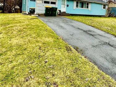 127 Oakley Drive , Syracuse, NY 13212