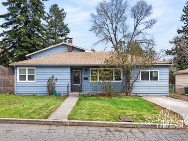 816 S Lynn, Moscow, ID 83843