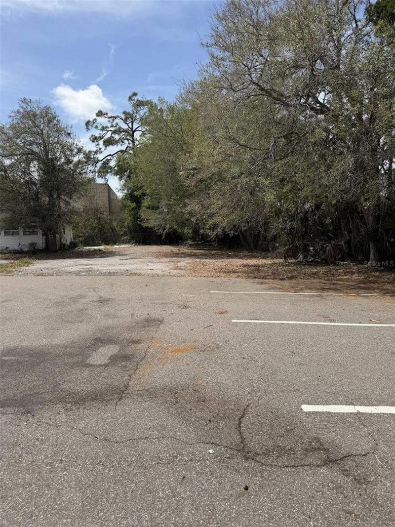 1042 N Dixie Freeway , New Smyrna Beach, FL 32168 Photo
