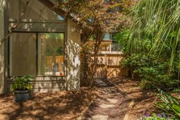 307 Mallard Court photo 4