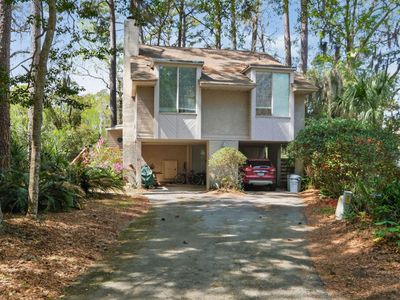21 Bridgeport Lane, Hilton Head Island, SC 29928